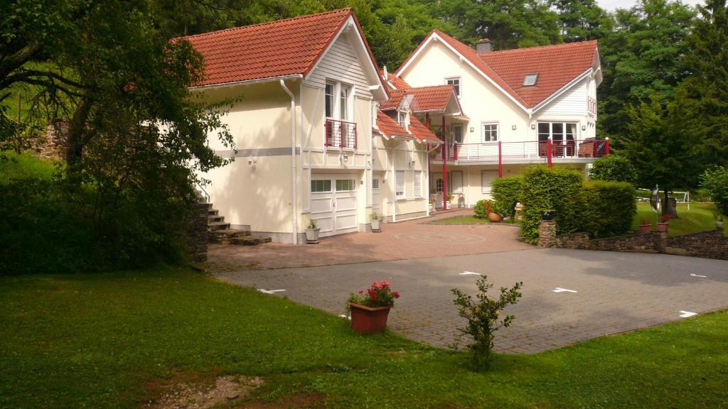 Waldhotel Forsthaus Remstecken Koblenz  Rum bild